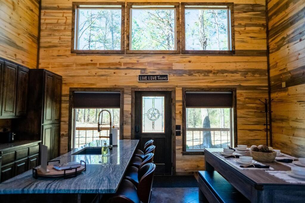 The Big Tex Luxury Cabin Is Epic 布罗肯鲍 外观 照片