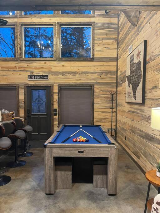 The Big Tex Luxury Cabin Is Epic 布罗肯鲍 外观 照片